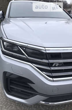 Позашляховик / Кросовер Volkswagen Touareg 2018 в Полтаві