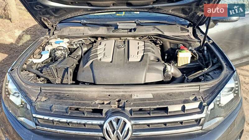 Позашляховик / Кросовер Volkswagen Touareg 2014 в Кропивницькому фото 2 Позашляховик / Кросовер Volkswagen Touareg 2014 в Кропивницькому