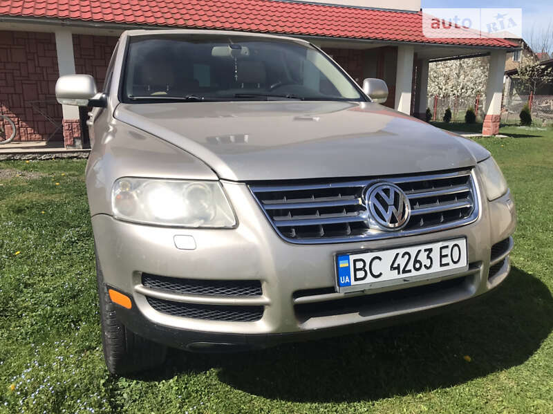 Внедорожник / Кроссовер Volkswagen Touareg 2003 в Дрогобыче