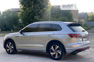 Внедорожник / Кроссовер Volkswagen Touareg 2021 в Запорожье