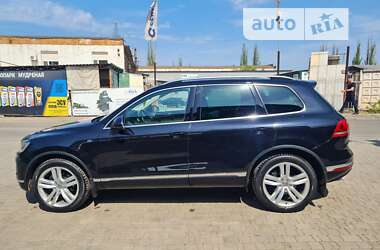 Внедорожник / Кроссовер Volkswagen Touareg 2015 в Кривом Роге