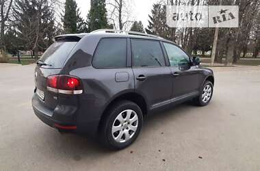 Позашляховик / Кросовер Volkswagen Touareg 2009 в Ромнах