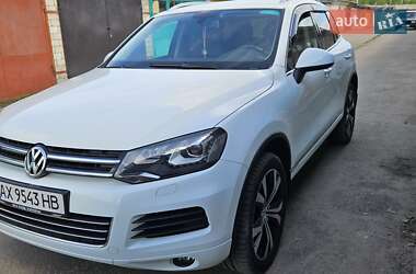 Внедорожник / Кроссовер Volkswagen Touareg 2013 в Харькове