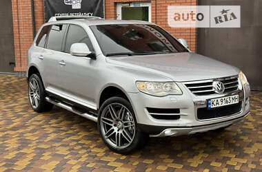 Внедорожник / Кроссовер Volkswagen Touareg 2007 в Киеве