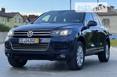 Внедорожник / Кроссовер Volkswagen Touareg 2011 в Ровно