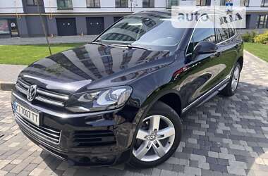 Внедорожник / Кроссовер Volkswagen Touareg 2013 в Ивано-Франковске