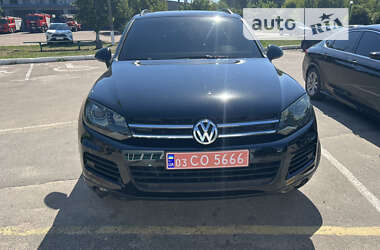 Внедорожник / Кроссовер Volkswagen Touareg 2014 в Бердичеве