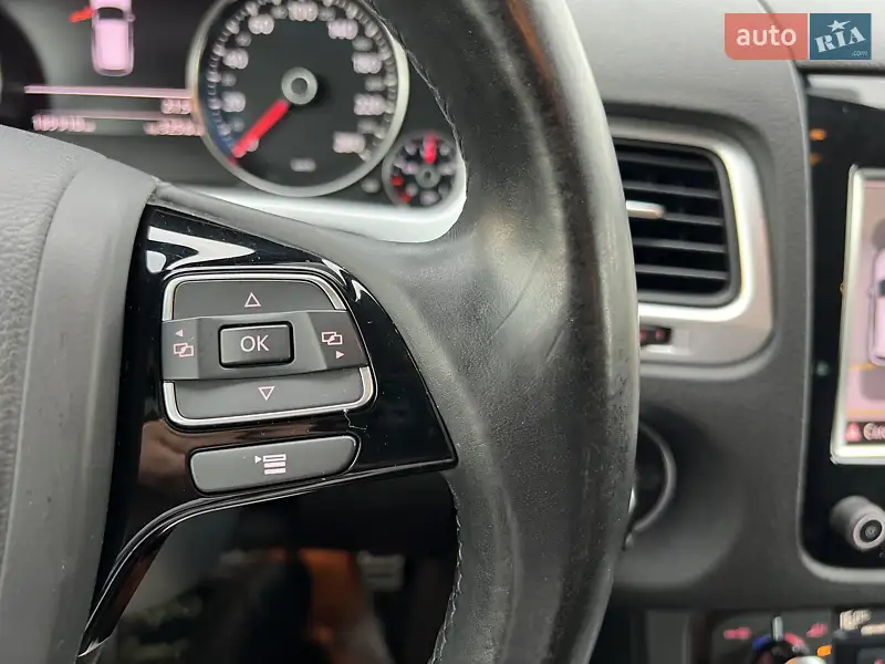 Volkswagen Touareg 2010 VIN WVGZZZ7PZBD006612 фото оголошення 41 з 105
