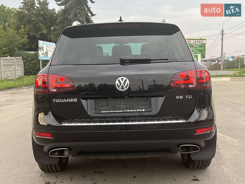 Позашляховик / Кросовер Volkswagen Touareg 2010 в Вінниці