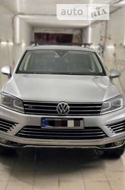 Позашляховик / Кросовер Volkswagen Touareg 2017 в Одесі