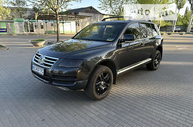 Позашляховик / Кросовер Volkswagen Touareg 2005 в Дніпрі