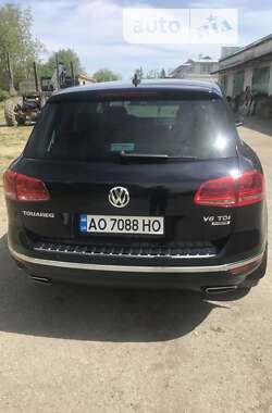 Позашляховик / Кросовер Volkswagen Touareg 2015 в Івано-Франківську