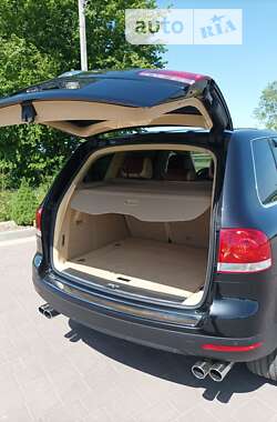 Внедорожник / Кроссовер Volkswagen Touareg 2005 в 