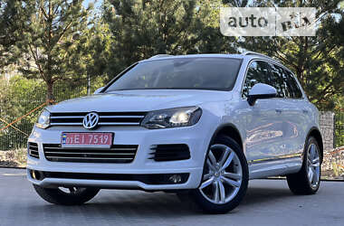 Позашляховик / Кросовер Volkswagen Touareg 2013 в Рівному