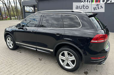 Позашляховик / Кросовер Volkswagen Touareg 2013 в Львові