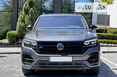 Внедорожник / Кроссовер Volkswagen Touareg 2020 в Ужгороде