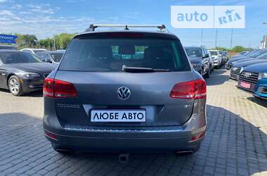 Внедорожник / Кроссовер Volkswagen Touareg 2010 в Львове