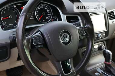 Внедорожник / Кроссовер Volkswagen Touareg 2015 в Житомире