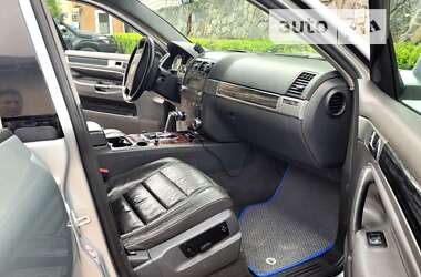 Позашляховик / Кросовер Volkswagen Touareg 2002 в Звягелі