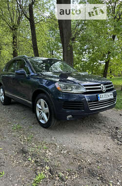 Позашляховик / Кросовер Volkswagen Touareg 2012 в Харкові