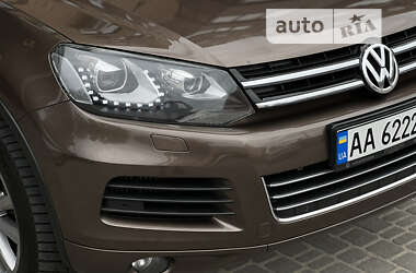 Внедорожник / Кроссовер Volkswagen Touareg 2011 в Бердичеве