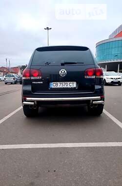 Позашляховик / Кросовер Volkswagen Touareg 2008 в Мені