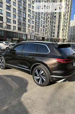 Внедорожник / Кроссовер Volkswagen Touareg 2023 в Киеве