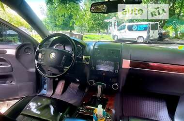 Внедорожник / Кроссовер Volkswagen Touareg 2007 в Днепре