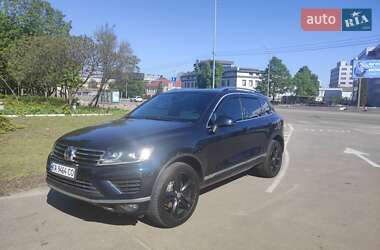 Внедорожник / Кроссовер Volkswagen Touareg 2017 в Киеве