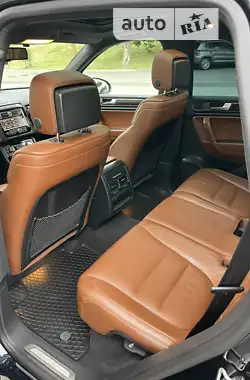 Volkswagen Touareg 2013