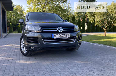 Позашляховик / Кросовер Volkswagen Touareg 2011 в Коломиї