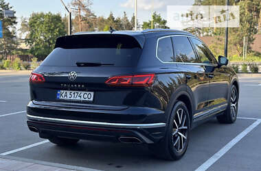 Позашляховик / Кросовер Volkswagen Touareg 2020 в Києві