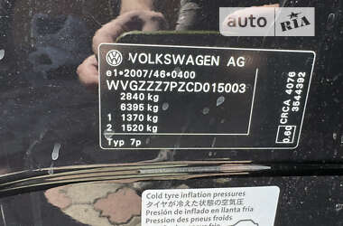 Позашляховик / Кросовер Volkswagen Touareg 2011 в Рівному