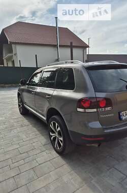 Внедорожник / Кроссовер Volkswagen Touareg 2007 в Иршаве