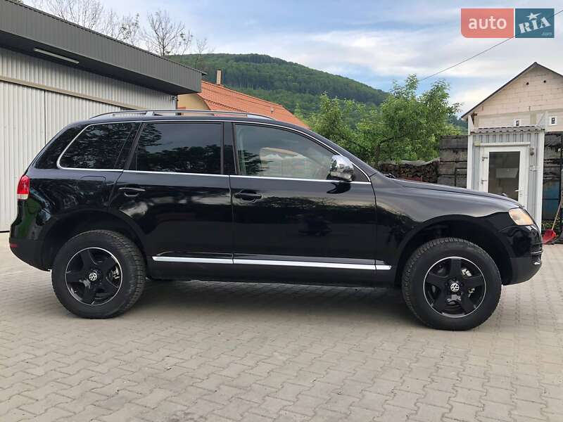 Внедорожник / Кроссовер Volkswagen Touareg 2007 в Поляне