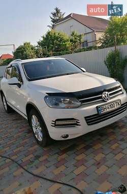Внедорожник / Кроссовер Volkswagen Touareg 2013 в Одессе
