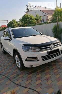 Внедорожник / Кроссовер Volkswagen Touareg 2013 в Одессе