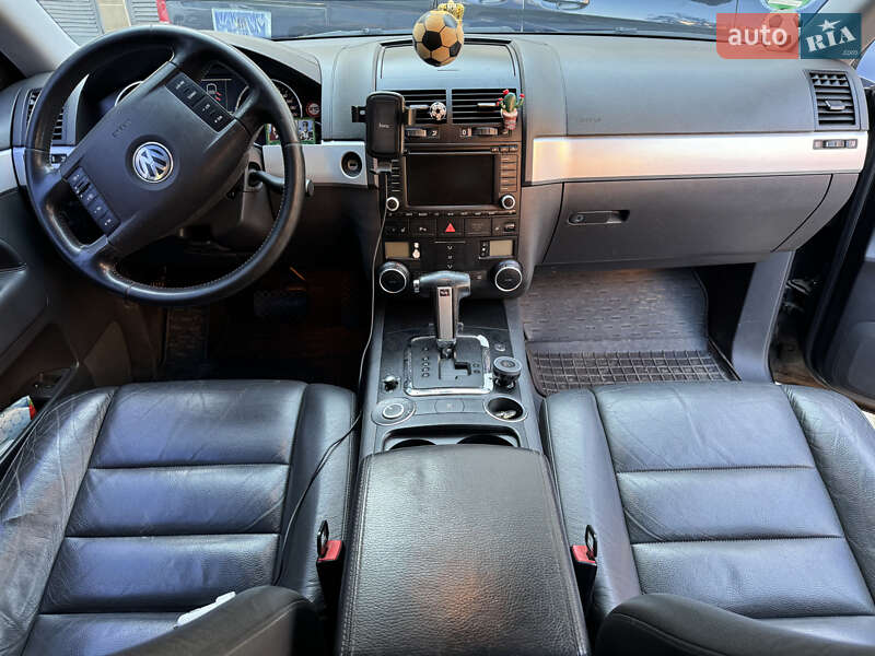 Внедорожник / Кроссовер Volkswagen Touareg 2005 в Черновцах фото 12 Внедорожник / Кроссовер Volkswagen Touareg 2005 в Черновцах