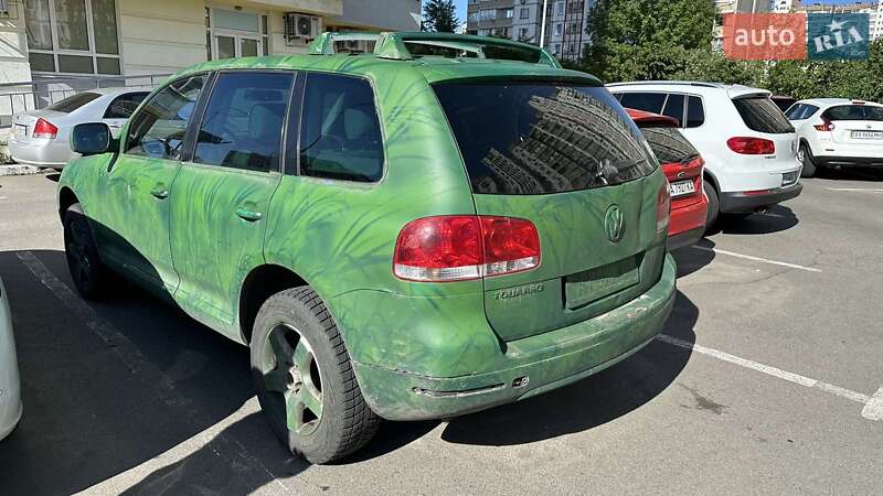 Позашляховик / Кросовер Volkswagen Touareg 2004 в Києві