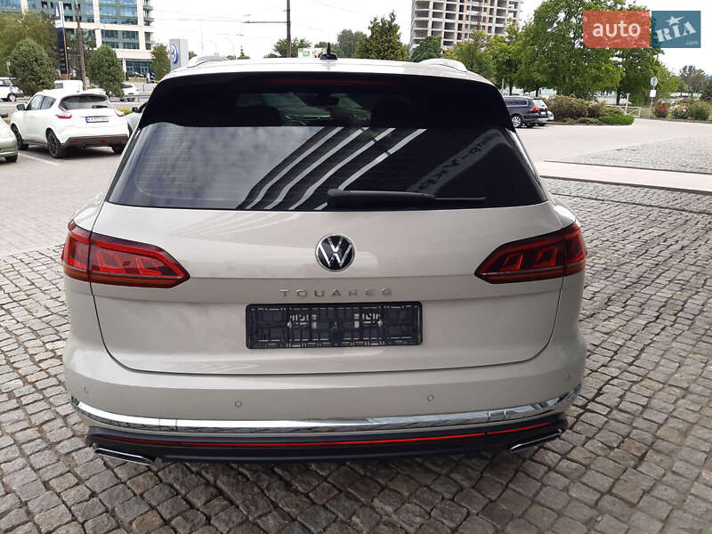 Внедорожник / Кроссовер Volkswagen Touareg 2022 в Днепре