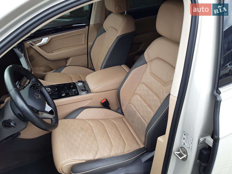 Внедорожник / Кроссовер Volkswagen Touareg 2022 в Днепре