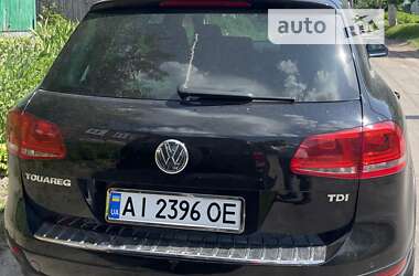 Внедорожник / Кроссовер Volkswagen Touareg 2011 в Броварах