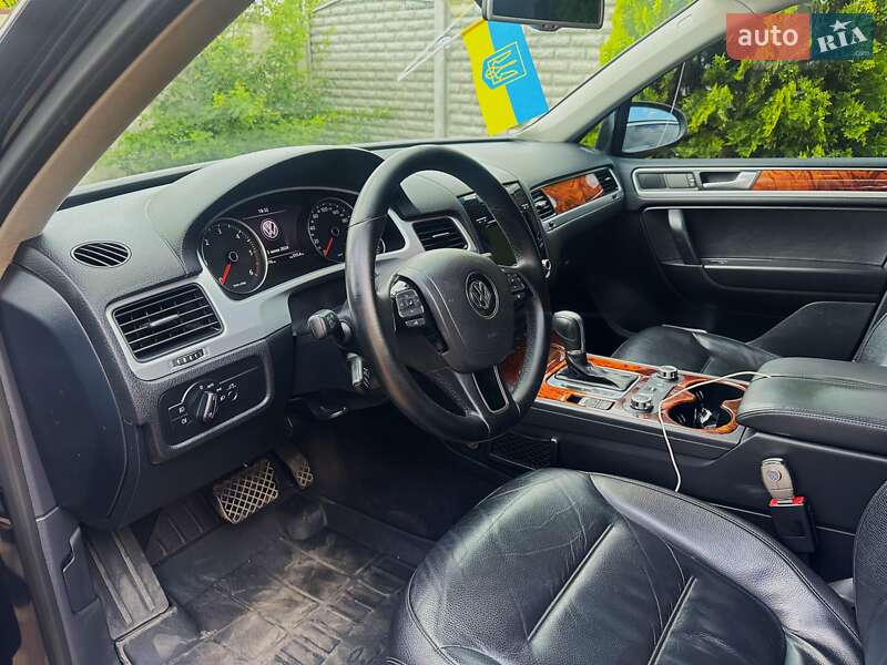 Внедорожник / Кроссовер Volkswagen Touareg 2013 в Днепре фото 4 Внедорожник / Кроссовер Volkswagen Touareg 2013 в Днепре