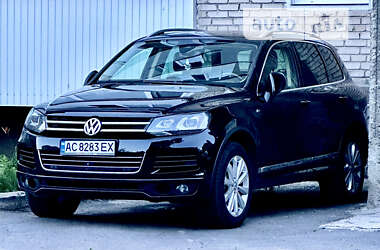 Внедорожник / Кроссовер Volkswagen Touareg 2013 в Нововолынске