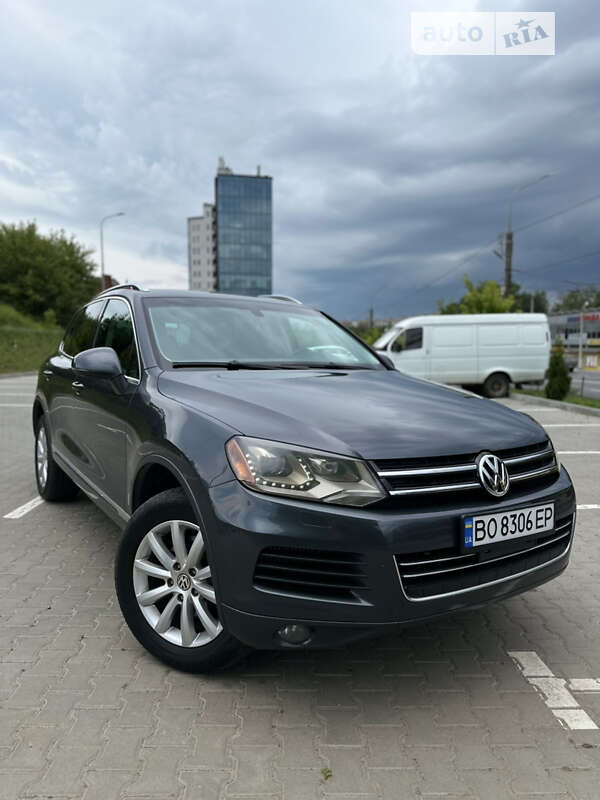 Позашляховик / Кросовер Volkswagen Touareg 2011 в Тернополі