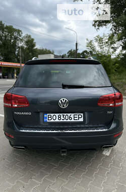 Позашляховик / Кросовер Volkswagen Touareg 2011 в Тернополі