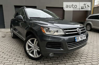 Позашляховик / Кросовер Volkswagen Touareg 2011 в Хмельницькому