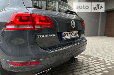 Позашляховик / Кросовер Volkswagen Touareg 2011 в Хмельницькому