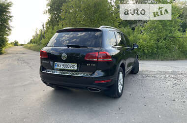 Позашляховик / Кросовер Volkswagen Touareg 2012 в Хмельницькому