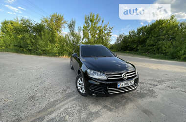 Позашляховик / Кросовер Volkswagen Touareg 2012 в Хмельницькому